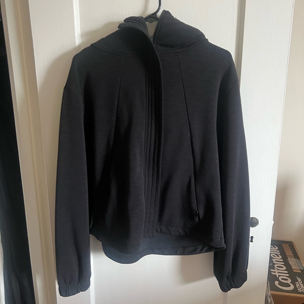 Alo zip up jacket
